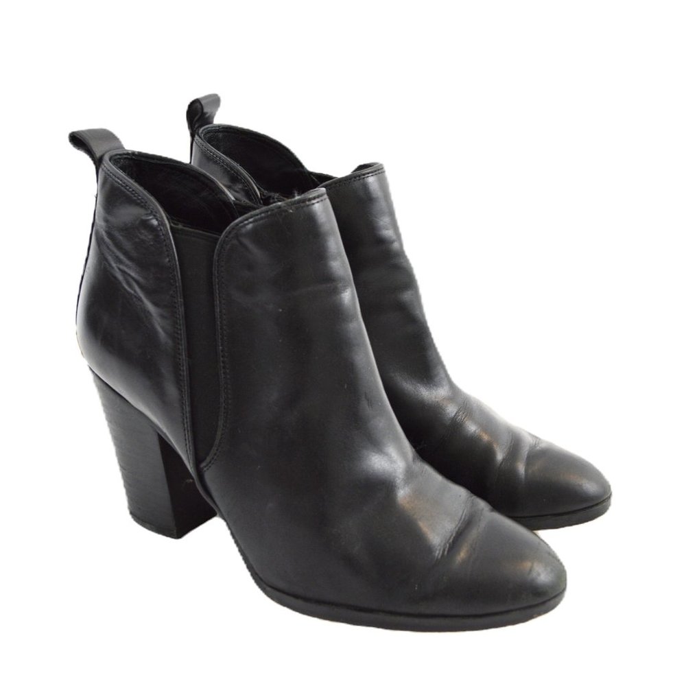 Michael Kors Leather Chelsea Boot #100-39